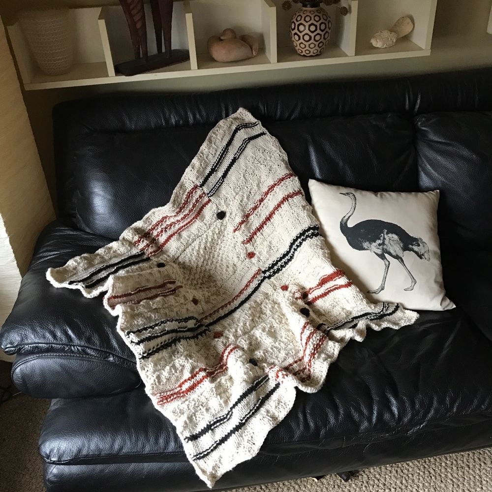 Artisan New Hand knit Baby Blanket Hypoallergenic